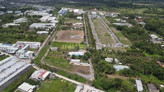 Bán Đất Thổ Cư TL824 - Sát Vinhome - Thị Trấn Đức Hoà - Sổ Sẵn