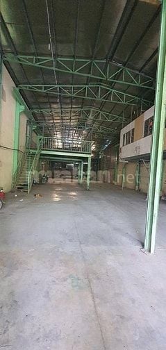 Cho thuê kho xưởng 1100m2, mặt tiền An Hạ, xã Phạm Văn Hai, Bình Chánh
