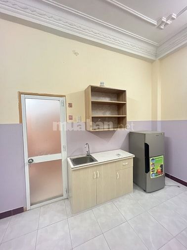 Sang mặt tiền + căn hộ dịch vụ