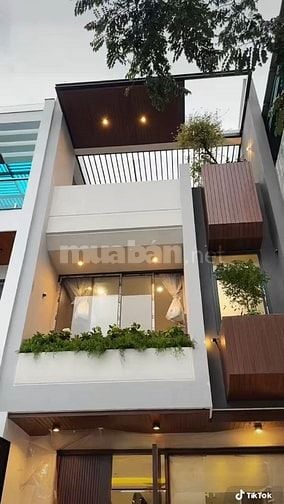CHÚ TÀI BÌNH ĐỊNH cần bán gấp  bán nhanh Quận 10 Đường Lý Thường Kiệt
