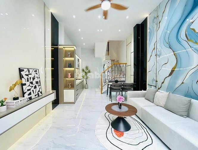 CẦN RA GẤP CĂN NHÀ Đ LÊ DUY NHUẬN, TÂN BÌNH, GẦN CHỢ HOÀNG HOA THÁM