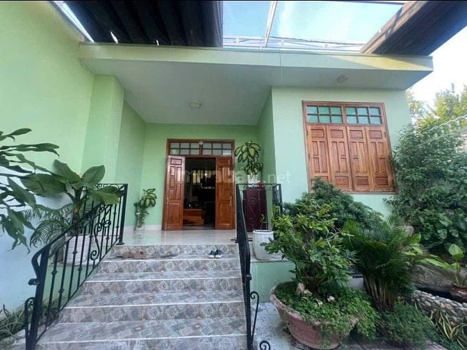 Bán biệt thự MINI-DT168m2-2T-3PN-ôtô đậu cửa-Vĩnh hoà-Nha Trang-3t950