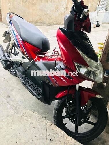 Airblade 208 còn mới, máy zin tiếng máy êm ru !