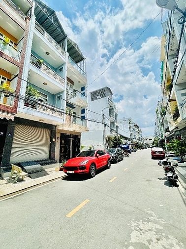 Khu Bình Phú - 4 tầng - 4m x 64m - 5PN khép kín - Đường 10m