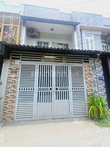 Nhà riêng 1Trệt + 1 Lầu đúc, tại Hẻm Thạnh Xuân 40, Quận 12, Xe hơi đế