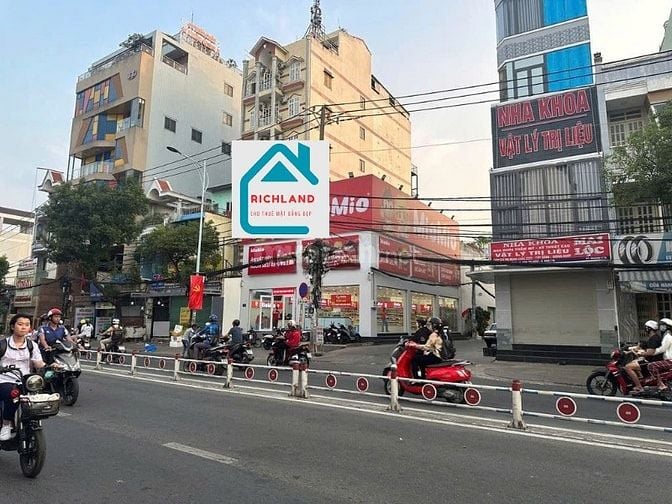 Nhà GÓC 2 Mặt Tiền Lê Văn Quới, P.Bình Trị Đông, Bình Tân_DT:11m x 35m