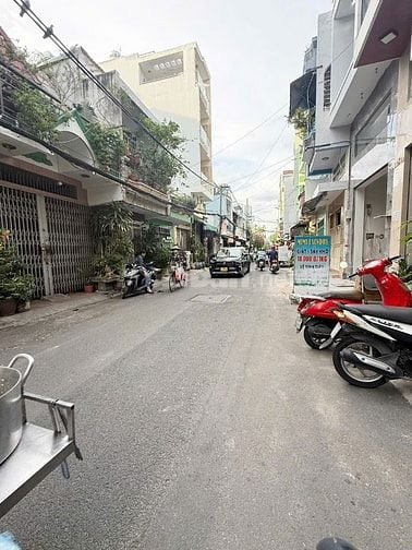 8Đ HƠN MẶT TIỀN NỘI BỘ ĐƯỜNG NHỰA 8M KINH DOANH NGAY UỶ BAN Q11