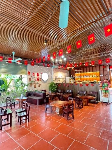 Sang Nhượng Tổ Hợp Quán Cafe - Bi A - Khu Vui Chơi Trẻ Em tại Định Côg