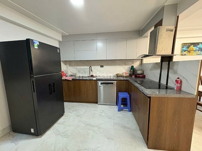 Cho thuê nhà số 25C ngõ 67 Nguyễn Văn Cừ