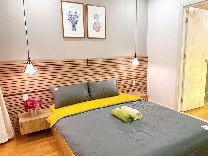 CHỦ HẠ 1 TỶ CHÀO GIÁ 3.8 Tỷ Nhà HOÀNG HOA THÁM, TÂN BÌNH NGAY CHỢ