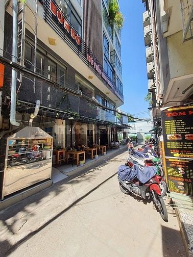 Sang Nhượng Mặt Bằng + Căn hộ dịch vụ