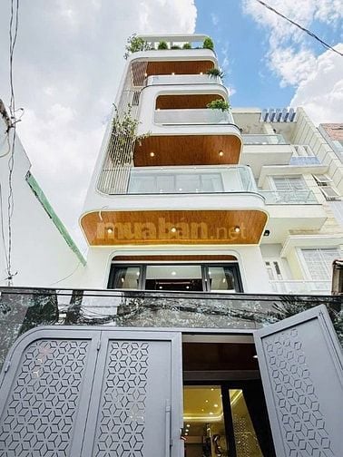 Đi nước ngoài định cư bán gấp nhà ở đường Phan Xích Long, phường 1, qu