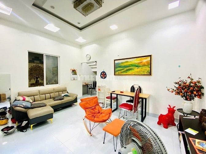 Nhà 3 Lầu DT:6x7m hẻm Phan Huy Ích, P12, Q.Gò Vấp.