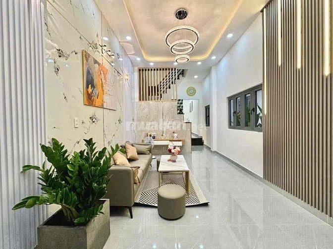 Chính chủ kí gửi căn nhà hẻm Bùi đình tuý P12 Bình Thạnh chỉ 2tỷ790TR