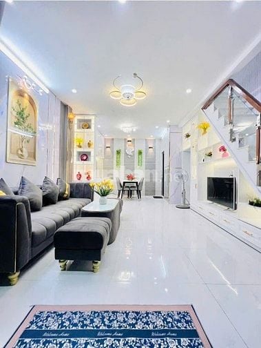 Bán nhà ngay Hoàng Hoa Thám, Bình Thạnh.Giá: 2 tỷ 410tr/65m2, sổ  