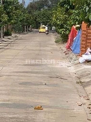 Cần tiền bán rẻ lô đất đẹp tại phường 7, Tân An