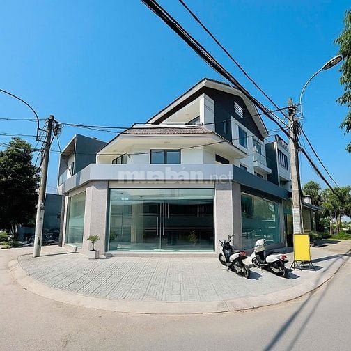BÁN NHÀ GÓC 2MT 177M2 - 2L 4PN 18,3 Ỷ KHU DÂN CƯ VĨNH LỘC BTÂN
