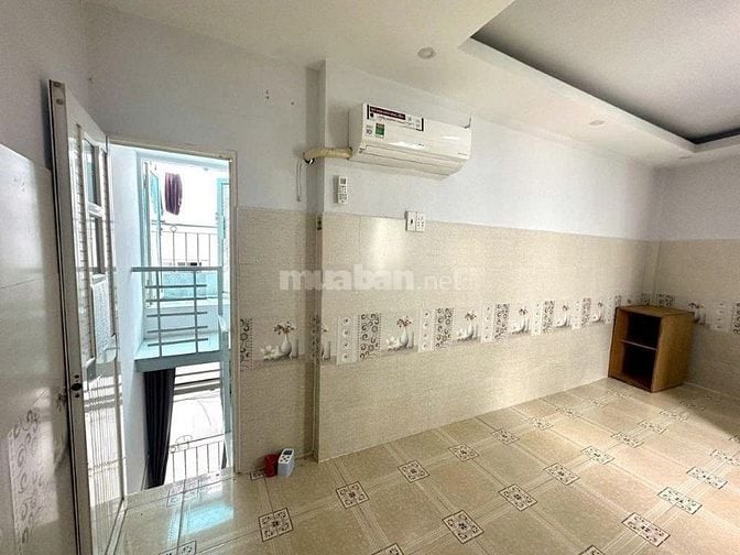 Cho thuê nhà hẻm 4m(0XH) Thích Quảng Đức, P.4, Q.Phú Nhuận giá 7.5tr
