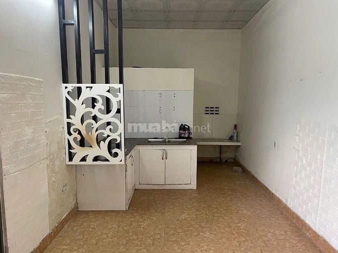 Nhà cho thuê nguyên căn 2.5tr ở lâu dài