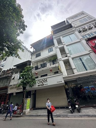 Cho thuê nhanh mặt bằng phố Khúc Thừa Dụ - DT 90m*2T- MT 6M - Cực hiếm