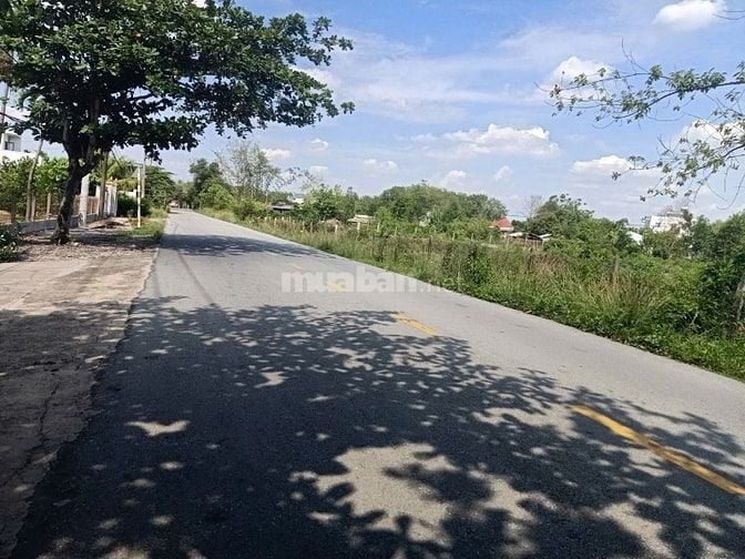 Cần bán 1 Miếng đất hai mặt tiền đường Gót Chàng