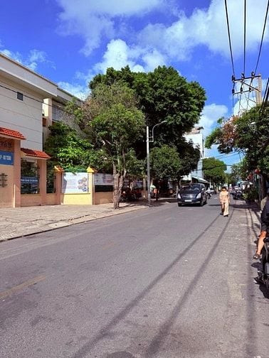 Siêu rẻ bán nhà Tân Phú rẻ hơn bán đất, 76m2, chỉ 6 tỷ