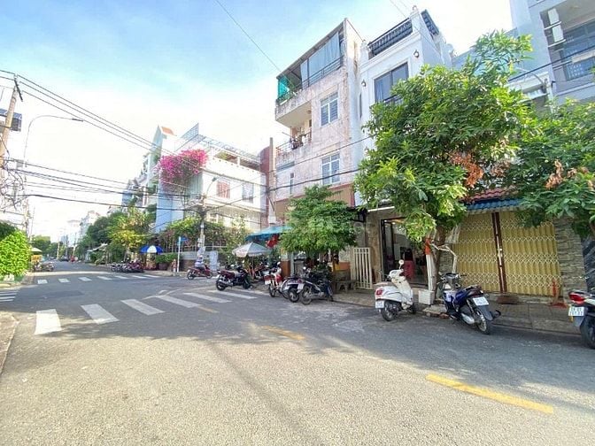 Nhà mặt tiền đường Lê Lâm, Phú Thạnh, Tân Phú