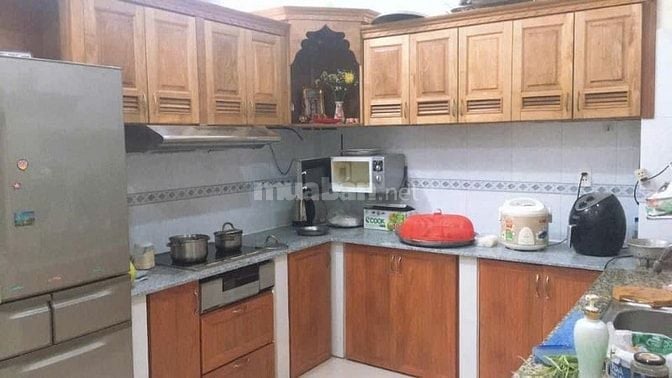 Bán nhà xây 2 tầng đường số 822 Phường Phú Hữu quận 9 