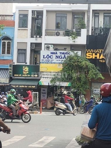Cho thuê nhà nguyên căn số 122-124 Lê Trọng Tấn, 1 trệt, 2 lầu