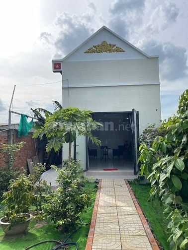 Nhà vườn Đẹp mới xây mặt tiền Vườn Thơm gần cầu xáng dọc sắp xong