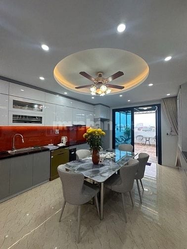 Bán nhà Ngọc Thụy Long Biên - có THANG MÁY - full Nội Thất 