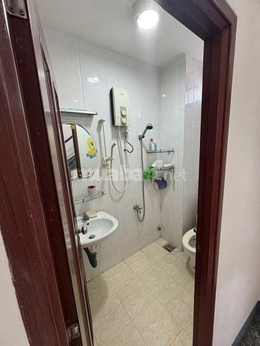 Cho thuê nhà hẻm 3m(BG) Hưng Hóa, P.6, Q.Tân Bình giá 9tr