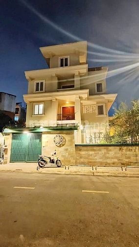 Chỉ 130 tr/ m2 Biệt thự Bình Phú, F.10, Quận 6 (8x16m) 2 lầu xinh xắn