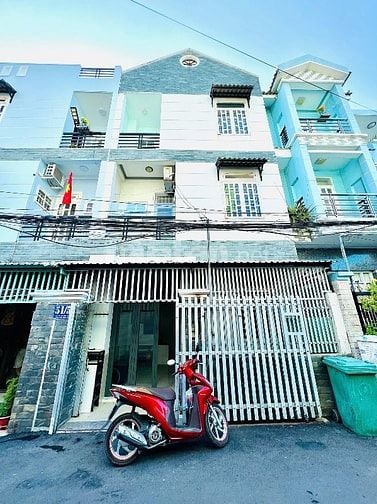 Bán nhà 2 lầu giá 6,5 tỷ phường Bình Trưng TP HCM