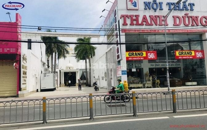 BÁN ĐẤT MẶT PHỐ VÕ CHÍ CÔNG, 2 THOÁNG, 110M2, MT 10M, 64 TỶ