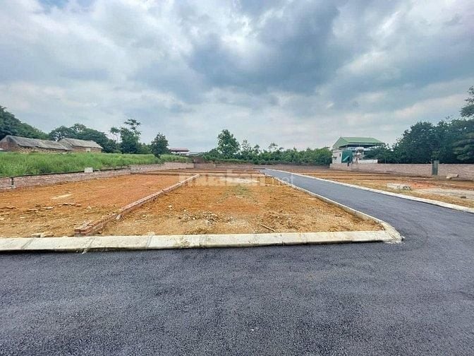 BÁN ĐẤT HÒA THẠCH - HÒA LẠC, 100M2, MT 9M, CHỈ 2.35 TỶ