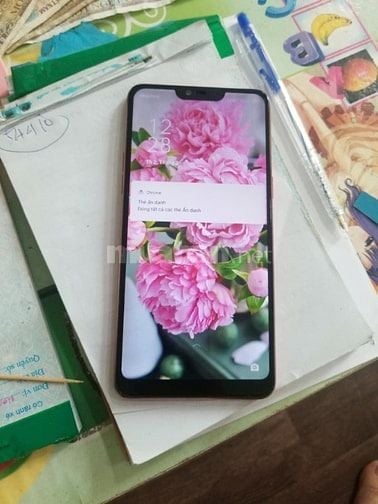 Oppo F7 đang dùng full chức năng 