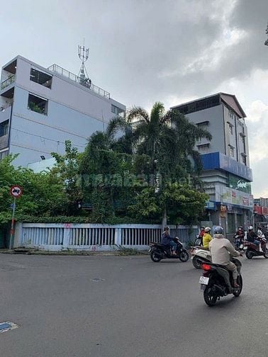 NHÀ 2 LẦU GÓC 2 MẶT TIỀN BÌNH PHÚ Q6 (5 X 18) CHỈ 12 TỶ