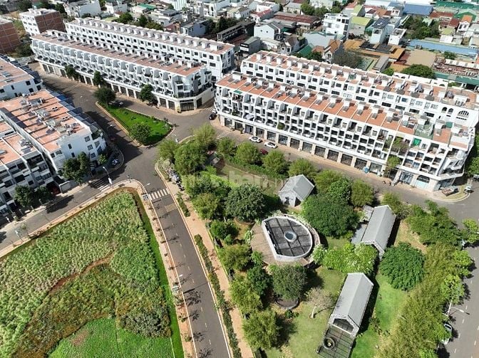 Shophouse full nội thất, sẵn sổ, KĐT Trung Nguyên giá tốt. 