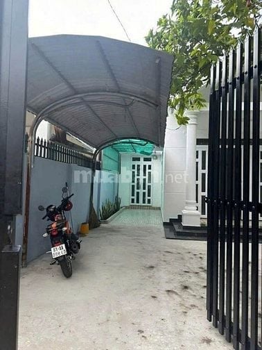 Vỡ nợ nên bán gấp nhà cấp 4 ở hóc môn giá chỉ có 990 triệu, 163m2,SHR.