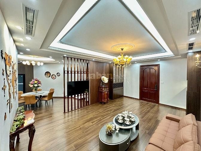Cần bán căn hộ 130m2 như ảnh  KĐT Trung Hoà x Nhân Chính