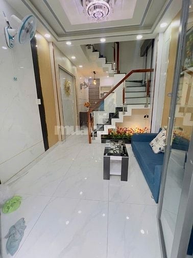 Bán nhà đẹp hẻm xe hơi 1/ đs8 p11 gò vấp , vị trí đẹp đúc lầu 4 tỷ 050