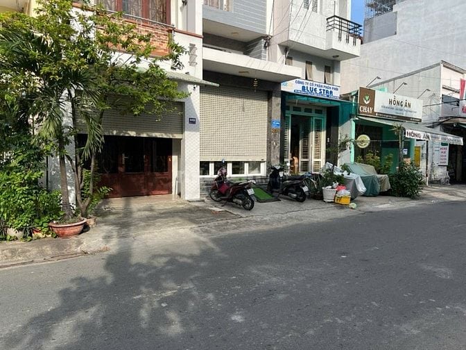 Cho thuê mặt bằng 4x10m, mặt tiền đường 14A khu Cư Xá Ngân Hàng Quận 7