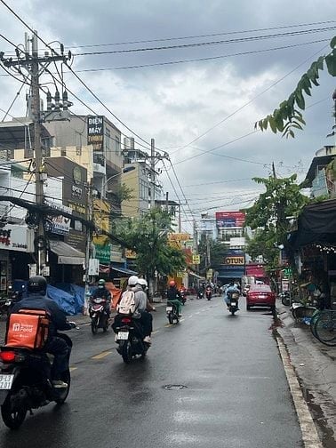 MT LÂM VĂN BỀN :5m X 30m (150m2) Chỉ:200triệu/m2