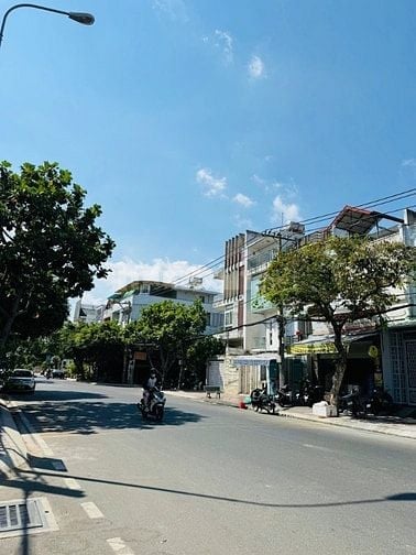Hẻm tải 8m Phan Huy Ích , 6x15, trệt 2 lầu ST chỉ 9 tỷ nhỉnh