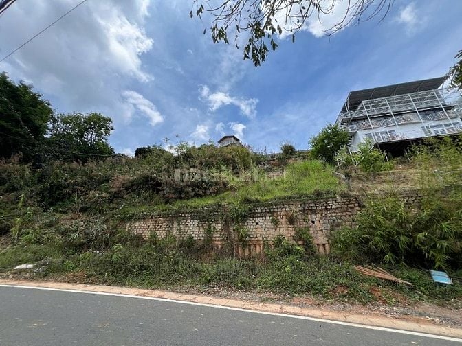Bán đất chính chủ 2 mặt tiền nhựa