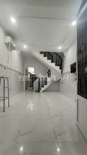 Cho thuê nhà mặt tiền Phạm Ngọc Thảo, P.Tây Thạnh, Q.Tân Phú giá 12tr