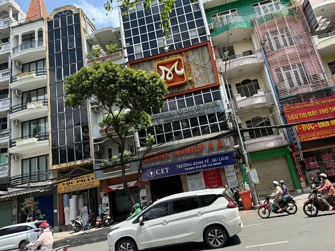 BÁN NHÀ 6 TẦNG MẶT TIỀN XUÂN HỒNG,  TÂN BÌNH – GẦN SÂN BAY – GIÁ 25 TỶ