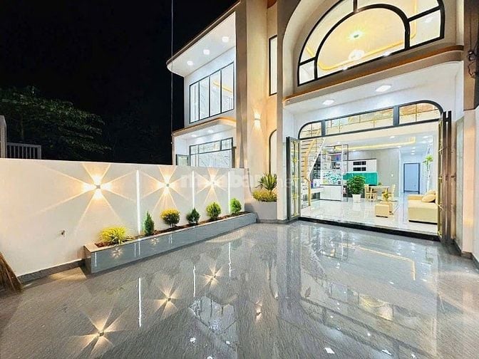 CHÍNH CHỦ BÁN NHÀ PHỐ MT NGUYỄN CỬU VÂN – 90M2 - SHR – GIÁ 2 TỶ 3