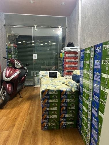 Cần thuê nhà hướng Tây Bắc q10